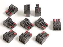 Несколько сетевых вилок без скручивания 130B1067