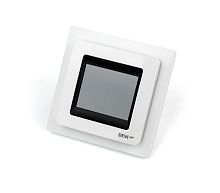 Термостаты DEVIreg™ Touch, тип датчика: Помещение + пол, 16 А 140F1071